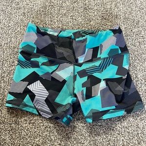 Fleo Shorts size medium